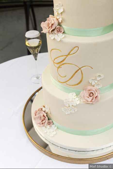 Iniziali sulla torta nuziale: che ve ne pare? - 1