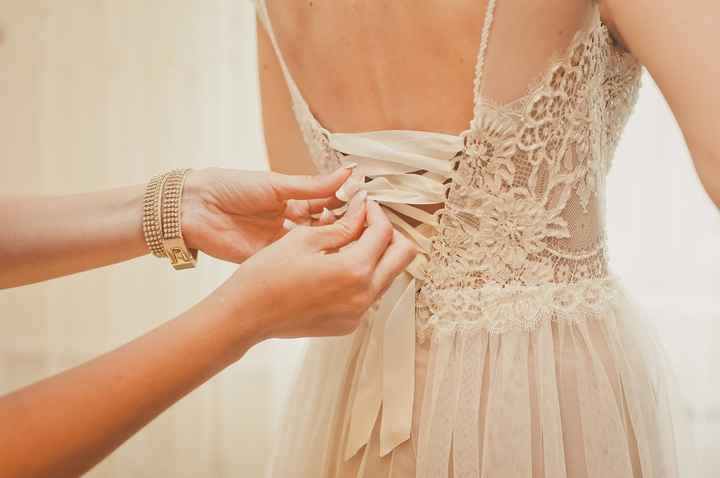 Mai e poi mai: il dettaglio dell'abito - 2