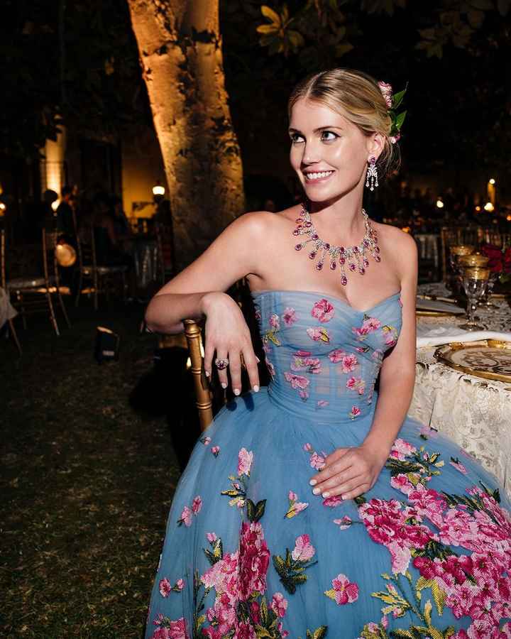 Nozze reali in Italia per la nipote di Lady D: Kitty Spencer e il suo abito principesco - 4