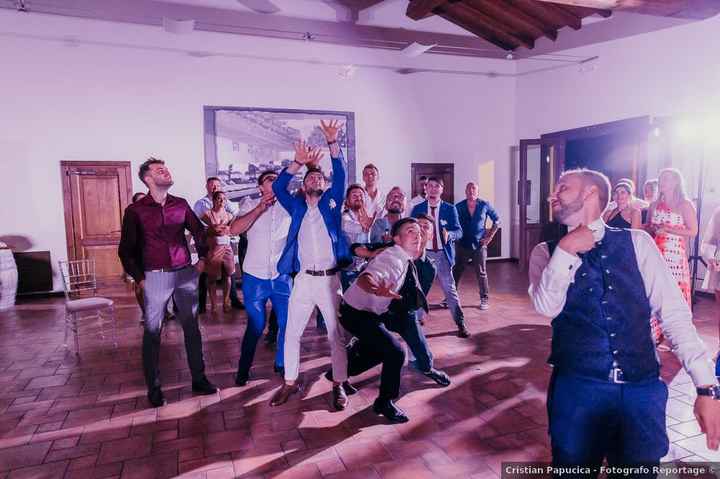 4 Matrimoni.com: vota la foto con gli invitati - 3