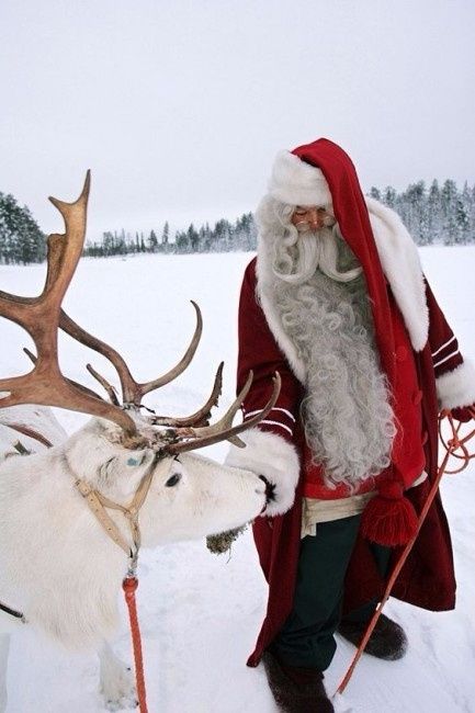 3) Il villaggio di Babbo Natale in Finlandia
