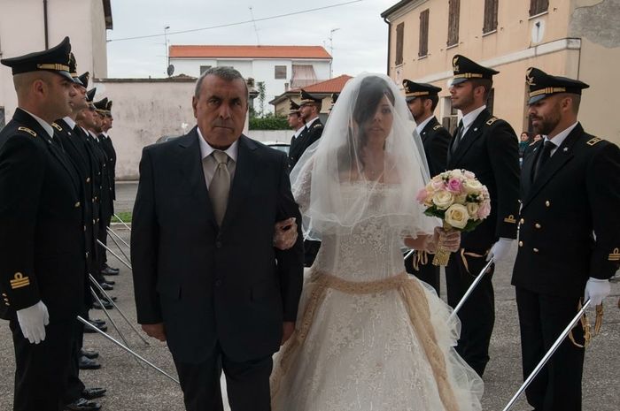 Le spose dall'abito principesco esistono ancora? - 1