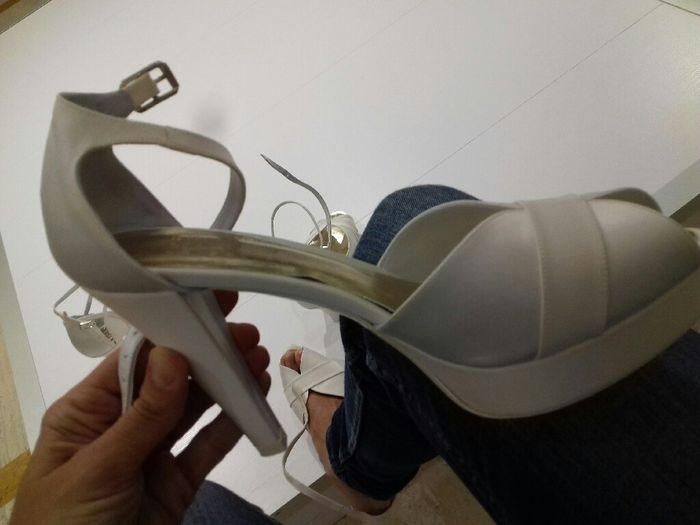 Scarpe: aperte o chiuse? - 1