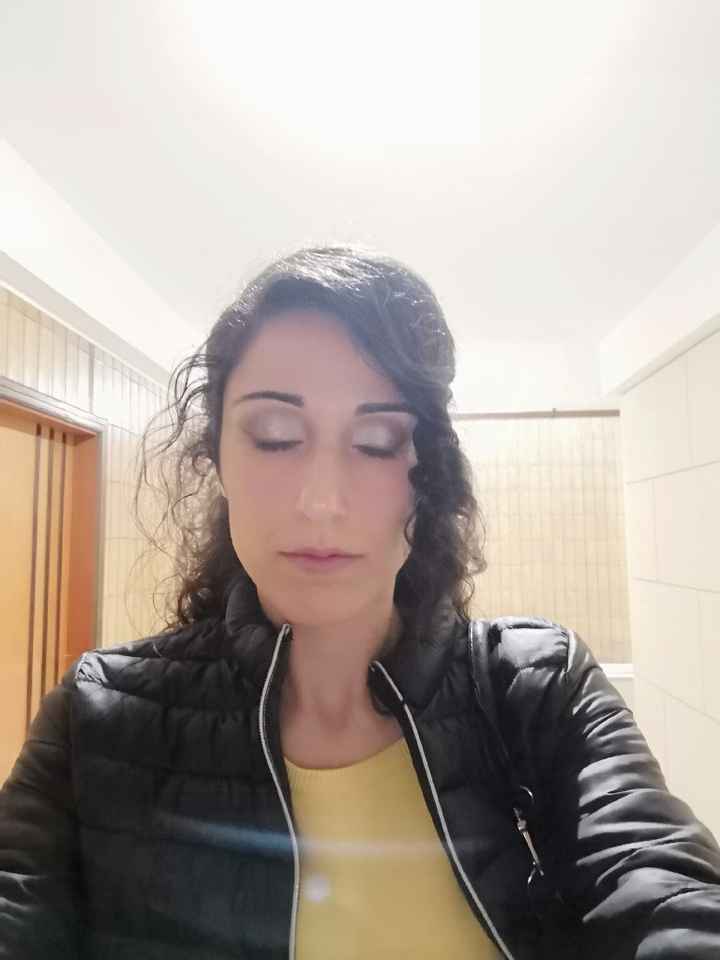 Acconciatura e trucco - 1