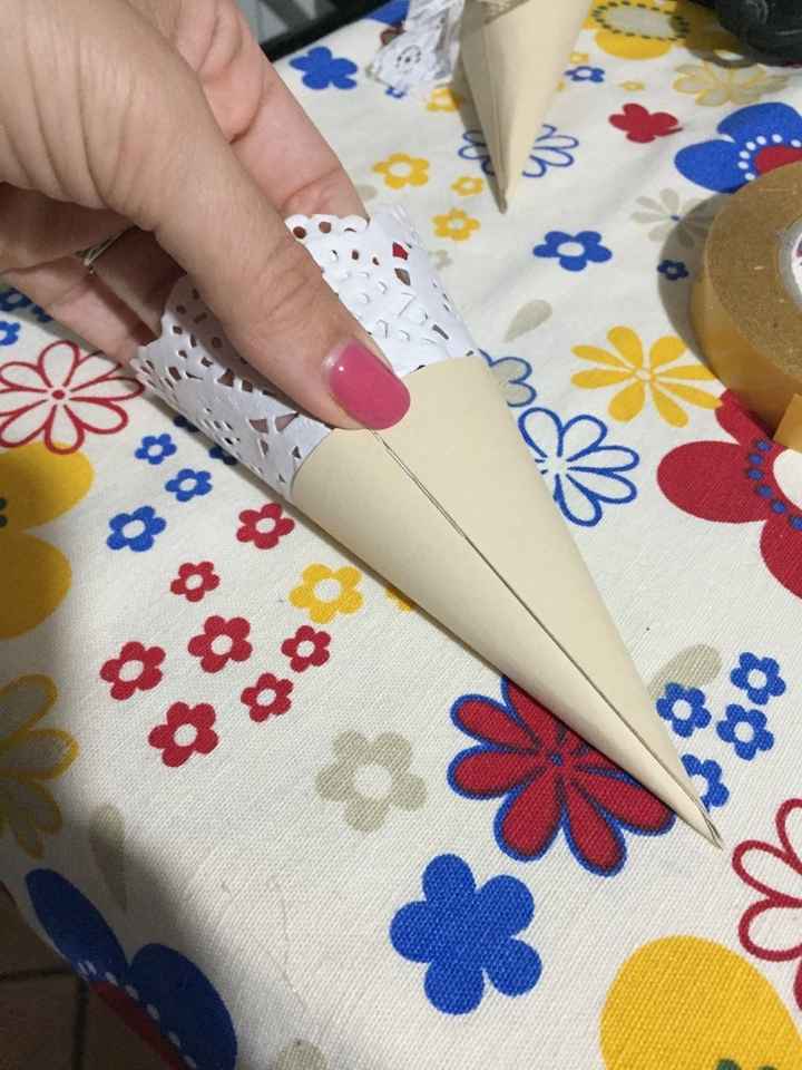 Tutorial coni porta riso tema pizzo fai da te! - 8