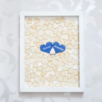 quadro guestbook con cuoricini di legno 