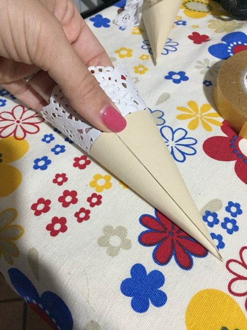 Tutorial coni porta riso tema pizzo fai da te! - 8