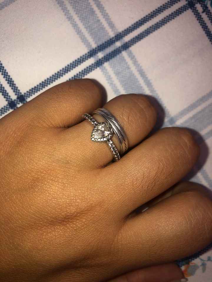 Parlaci del tuo anello di fidanzamento e scarica il regalo - 1