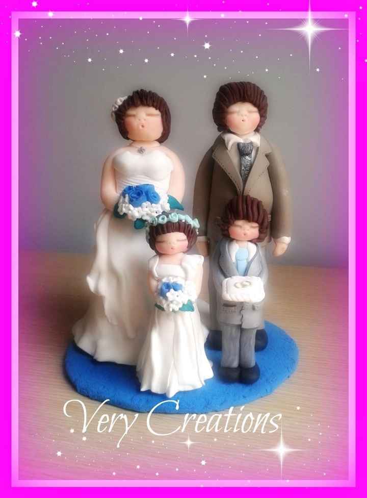 Cake topper