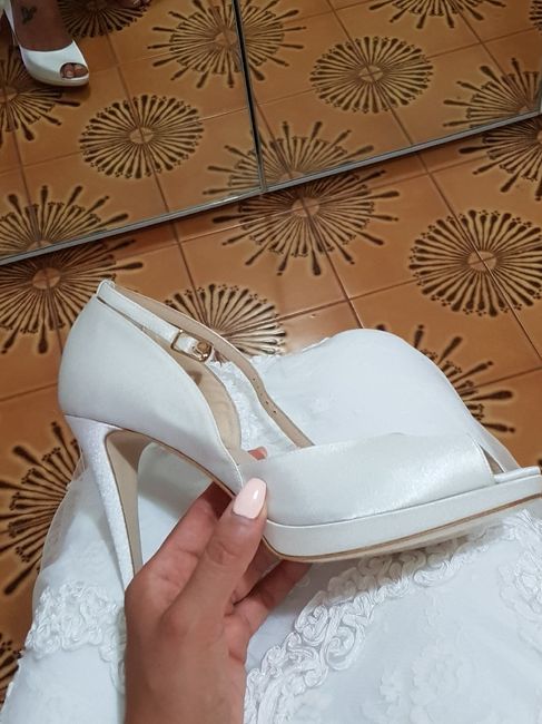 Scarpe bianche oppure nude? - 3