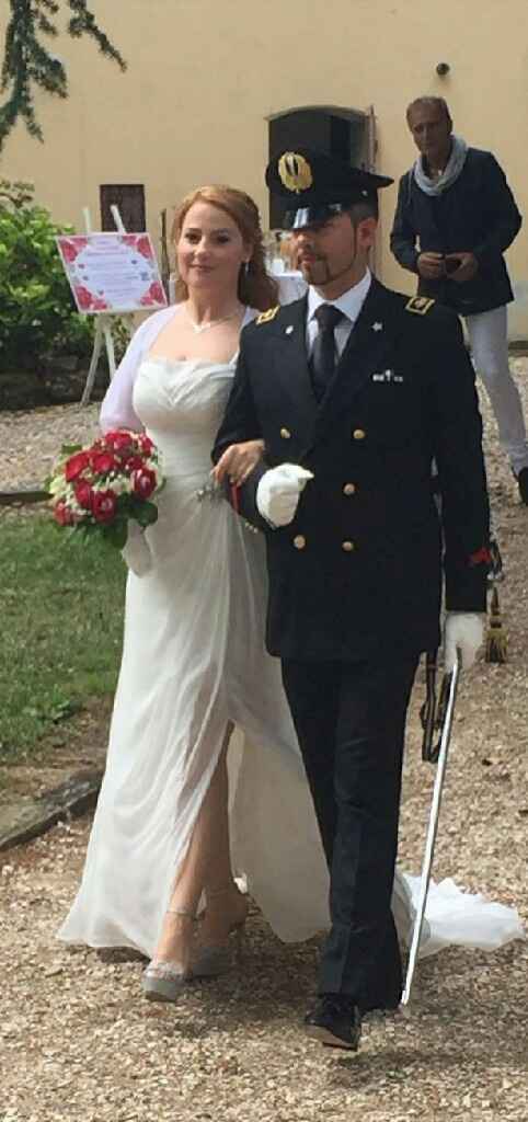 Vestito da sposa con o senza spacco? - 2