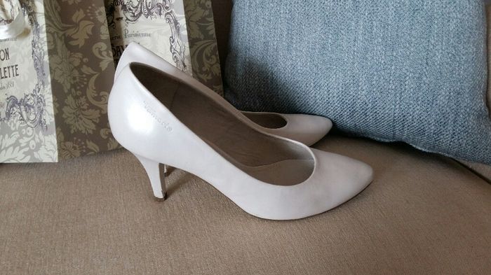 Cambio scarpe per la sera...si o no!? - 1