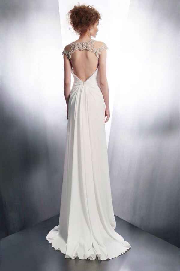 Mi fate vedere i vostri abiti? - 2