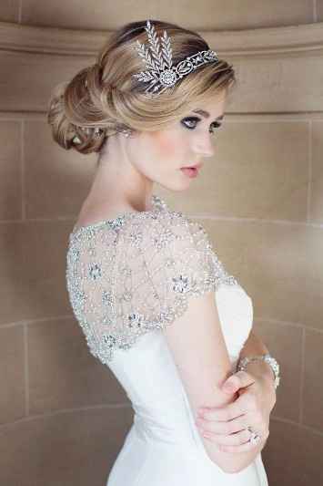 Sposa con accessori