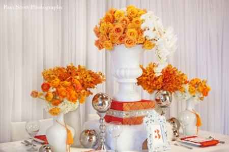 fiori colore bianco e arancio