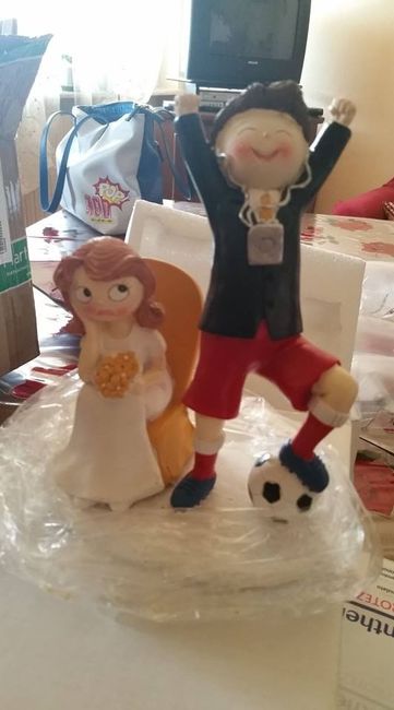 cake topper