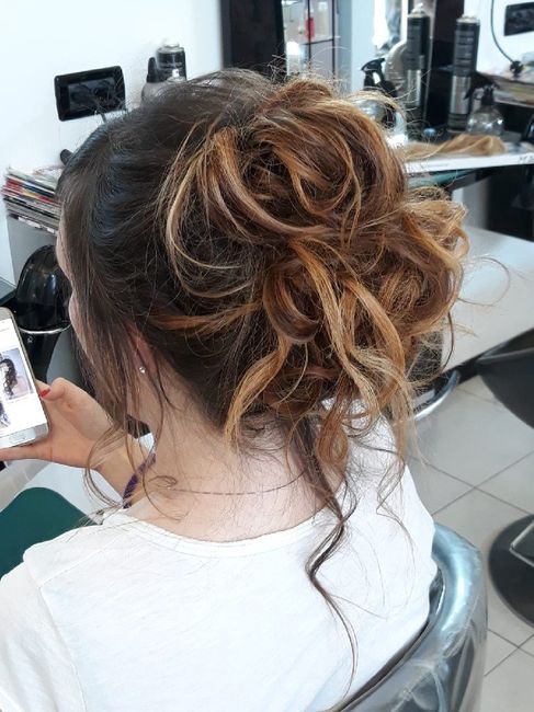 Altra prova acconciatura datemi i vostri pareri - 8