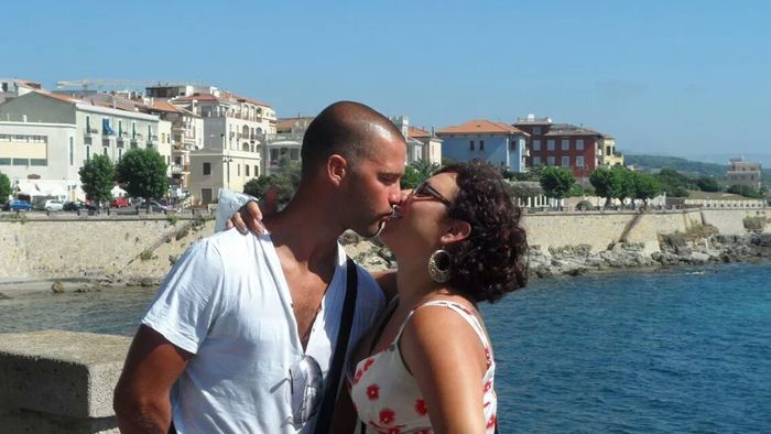 Si avvicina San Valentino - la foto dei vostri baci con fm - 1