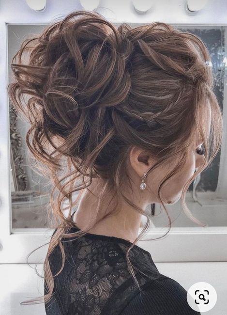 Acconciatura forse, trucco no 🫤 5