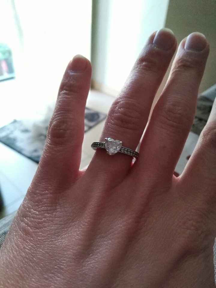 Mi fate vedere il vostro anello della proposta?? - 1