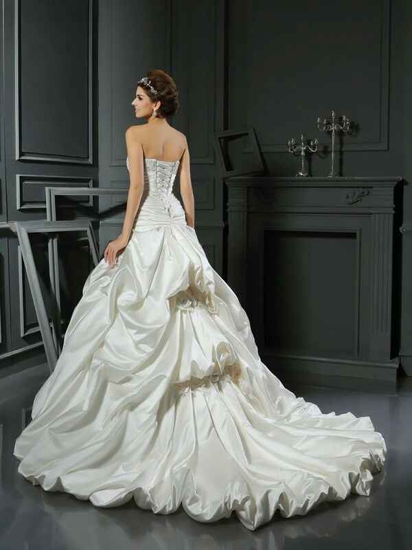 Abito da sposa cercasi.... - 1