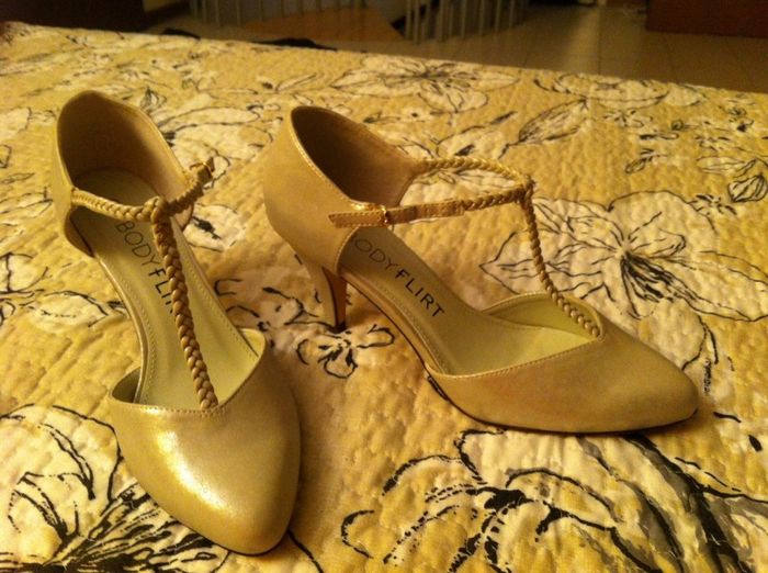 Help! vi piacciono le mie scarpe? - 1