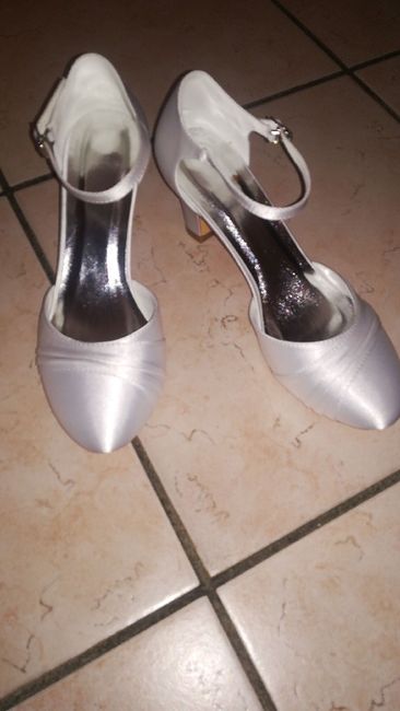 Quanto vi sono costate le scarpe da sposa? - 1
