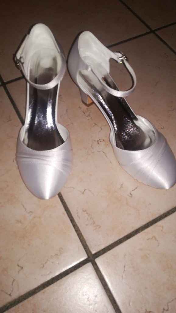 Quanto vi sono costate le scarpe da sposa? - 1