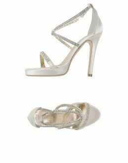 Quali scarpe preferite? - 1