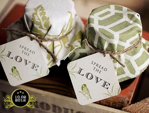 bianco e oro.... bomboniere... 