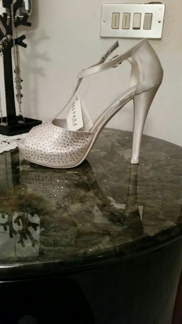 Panico da scarpe - 1