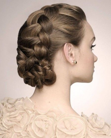 acconciatura treccia