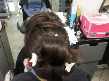 prima acconciatura fiore