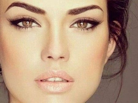 Acconciatura e trucco - 1