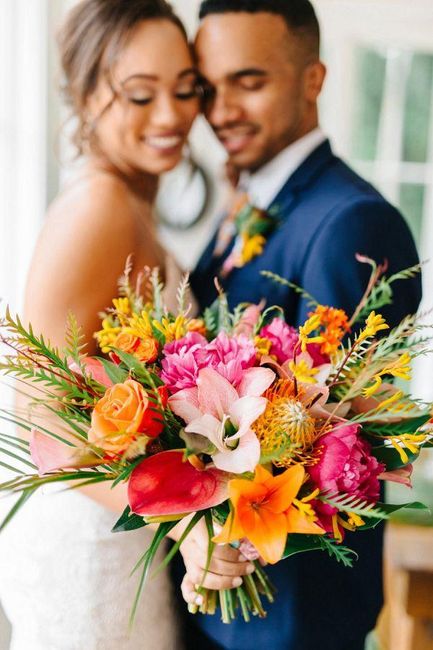 Un matrimonio con fiori tropicali 15