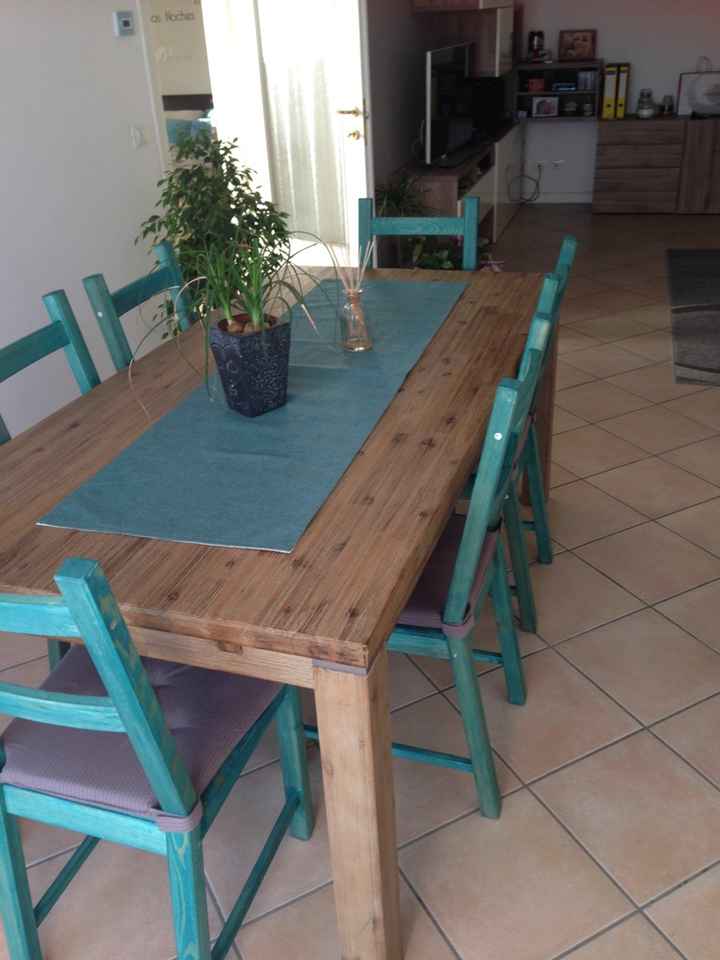 Tavolo e sedie.. - 1
