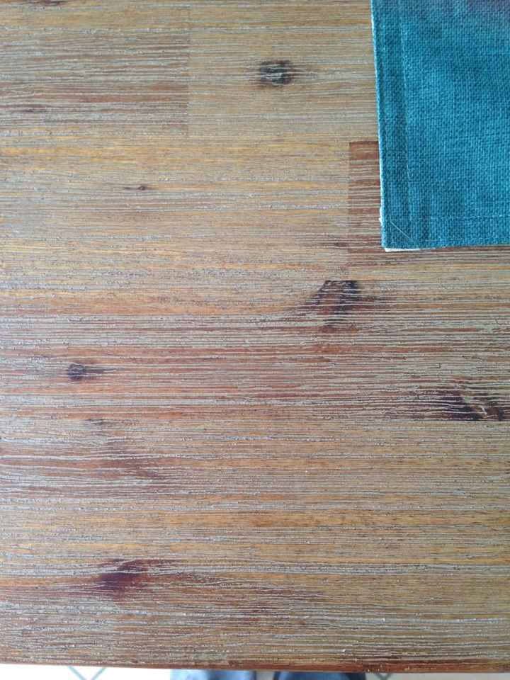 Tavolo e sedie.. - 2