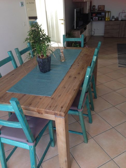 Tavolo e sedie.. - 1