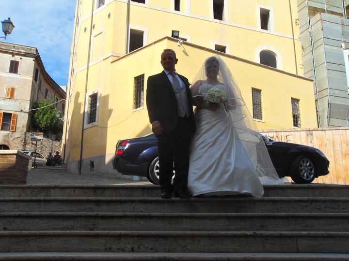 io e il mio papà...arrivati davanti alla chiesa!