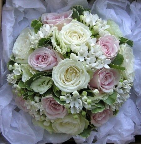 Bouquet rose e bouvardia