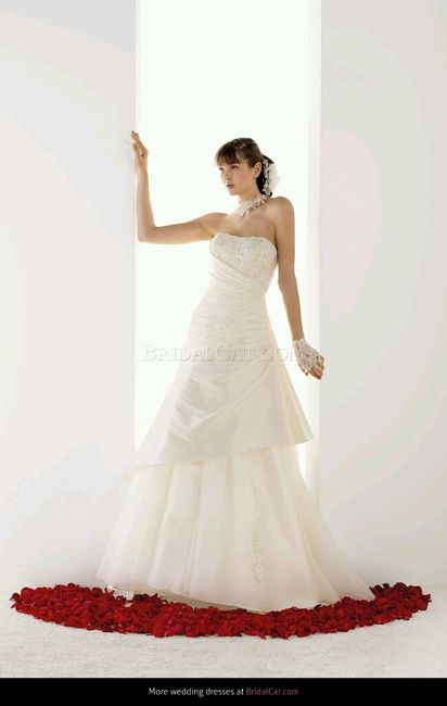 Vi va di dirci il nome del vostro abito da sposa? - 1