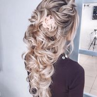 Sposa con capelli sciolti: sì o no? - 1