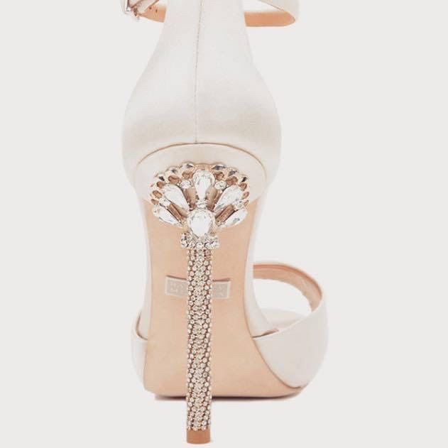 Scelta scarpe... - 8