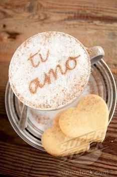 Caffè decorato.