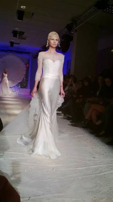 Tendenze sposa 2015: abito con scollo a barca! - 2