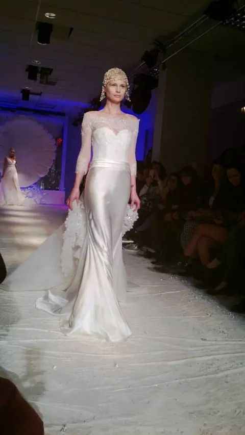 Tendenze sposa 2015: abito con scollo a barca! - 2