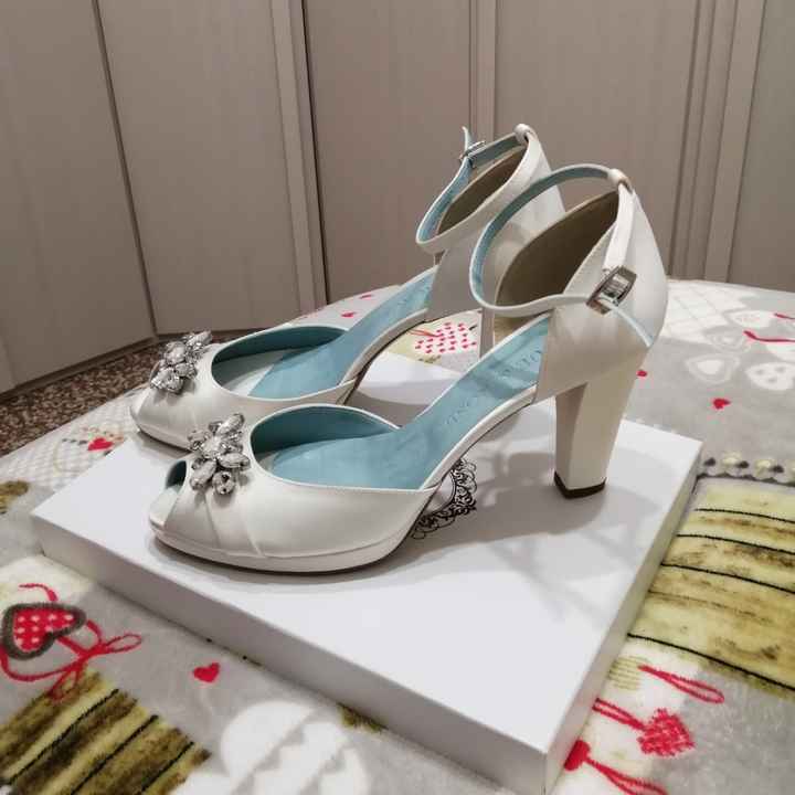Scarpe prese! - 1