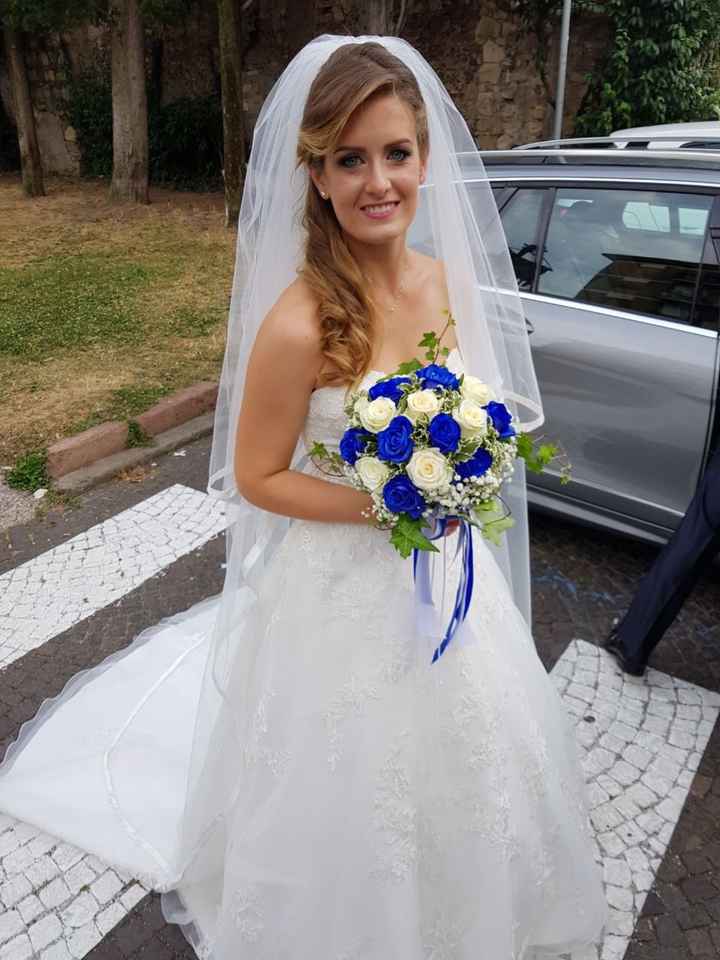 Fiori bouquet per matrimonio fine settembre toni del pesca/salmone albicocca oppure sul tono del blu