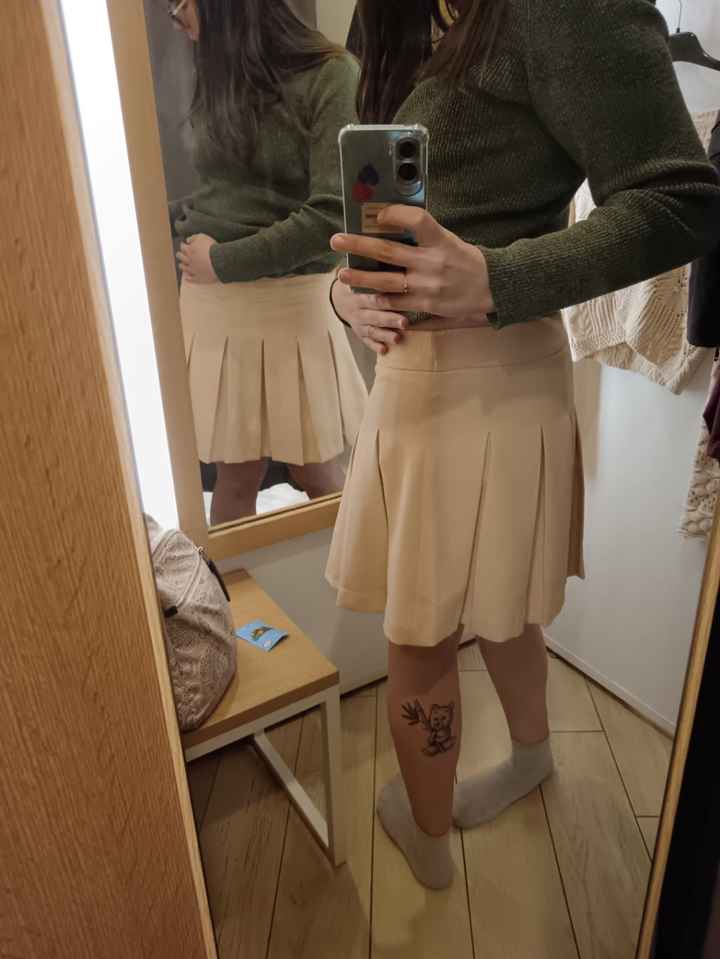 Gonna corta per invitata al matrimonio? - 2