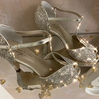 Eccovi le mie scarpe! Si o no? - 1